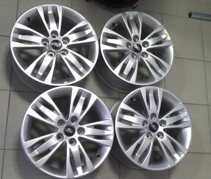 hlin�kov� disky FORD - 7J x 16" vzor new Focus III
