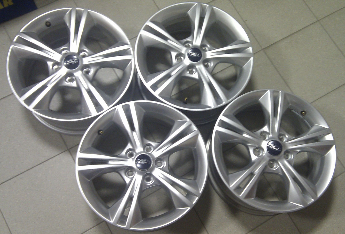 hlin�kov� disky FORD - 7J x 16" vzor new Focus III
